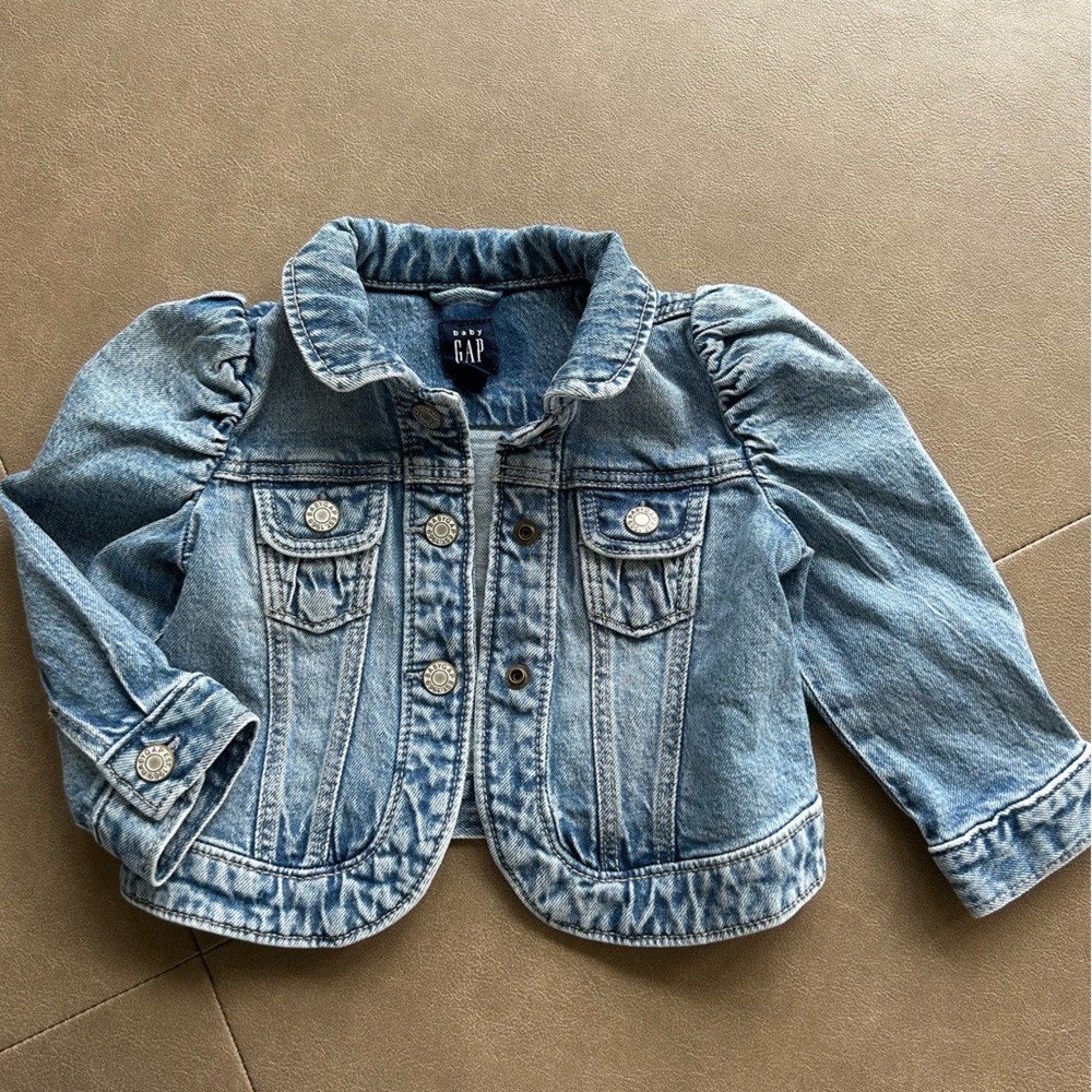 3/$30 NWT Baby 12m Gap Puffed Sleeve Jean Jacket